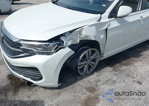 2024 Volkswagen Jetta 1.5T Se from USA, damaged, VIN 3VWEM7BU8RM007188